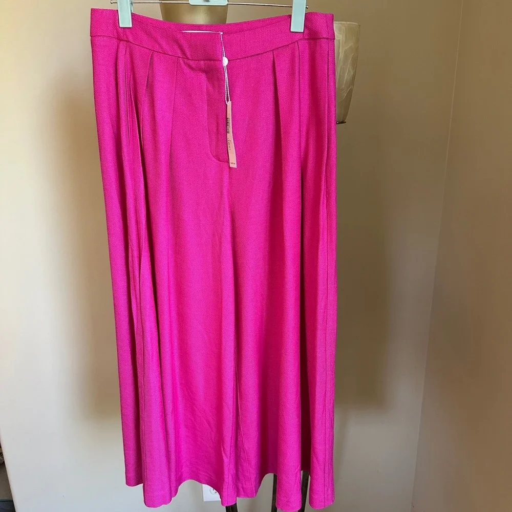 Trina Turk‎ Carefree Pant Women's Pink Culottes Wide Leg Cropped Pleated Size 4